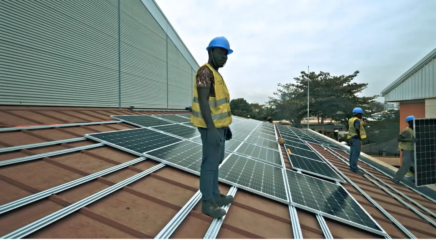 Hybrid power system for a school in Angola
