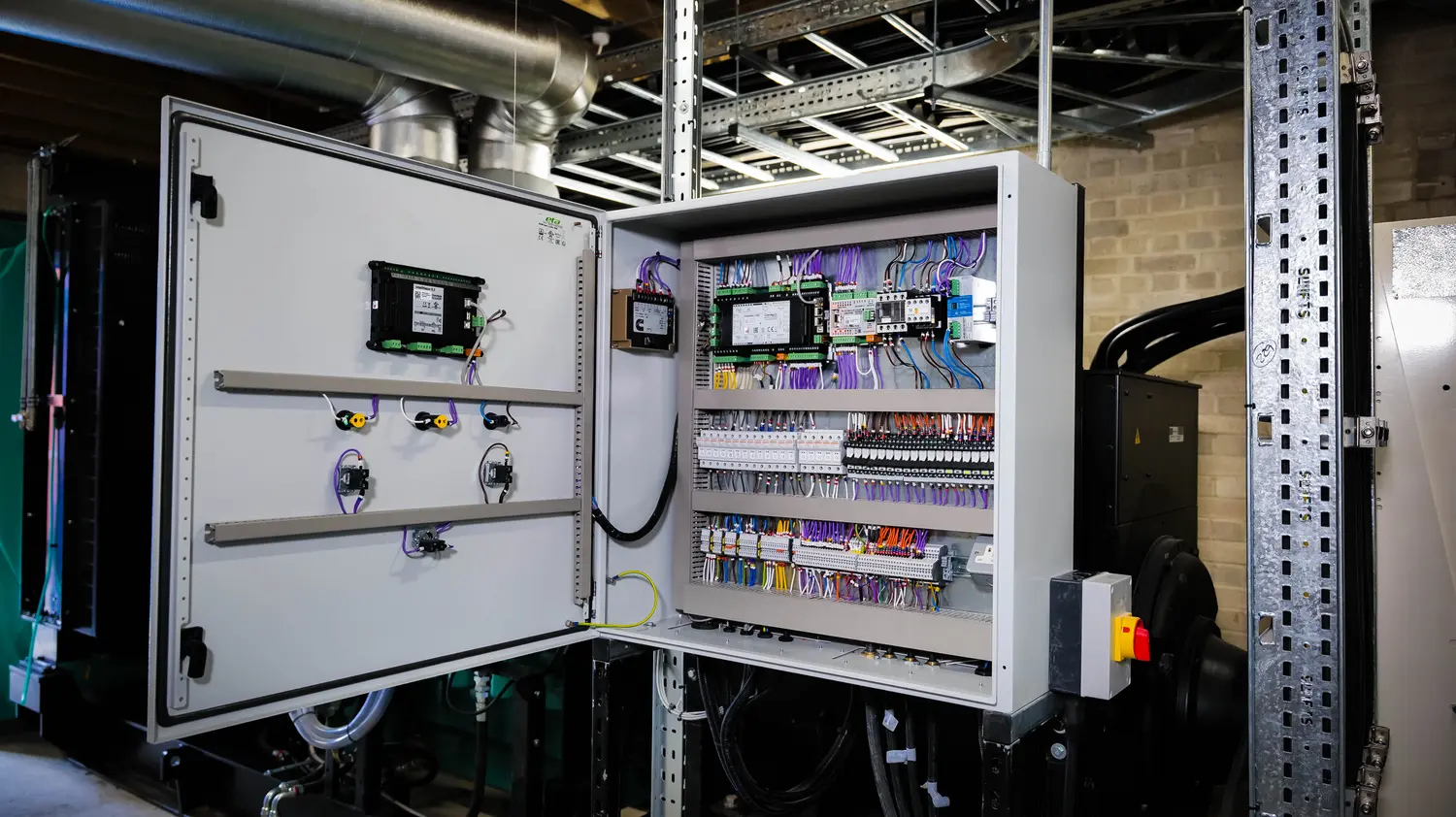 Back up power for a hospital with ComAp system