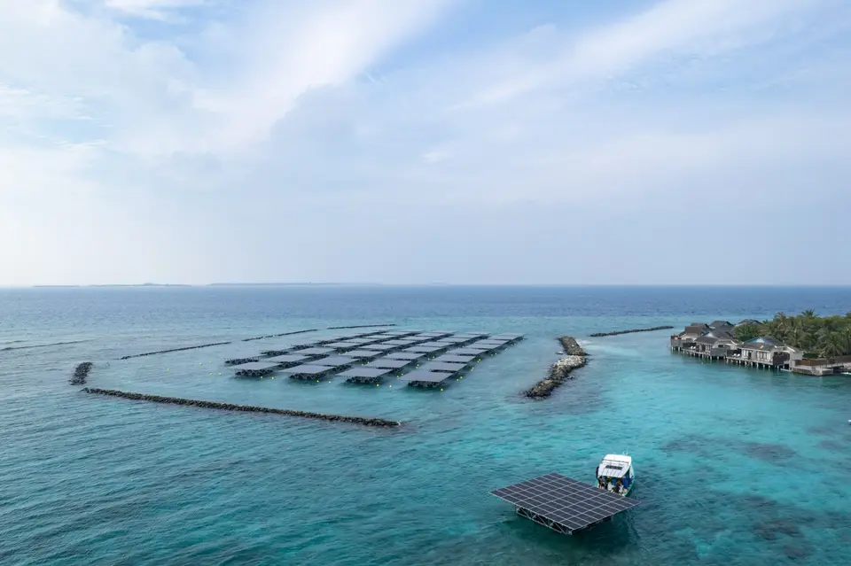 Swimsol Maldives island resort