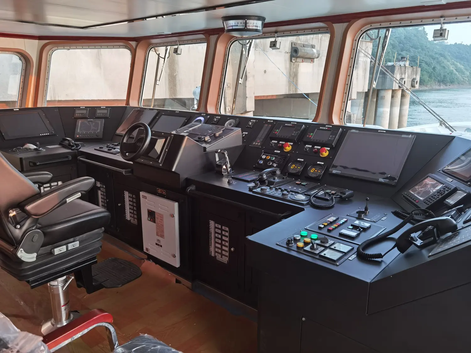 Propulsion control for a fishery vessel