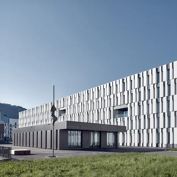 Backup power control for office building in Switzerland
