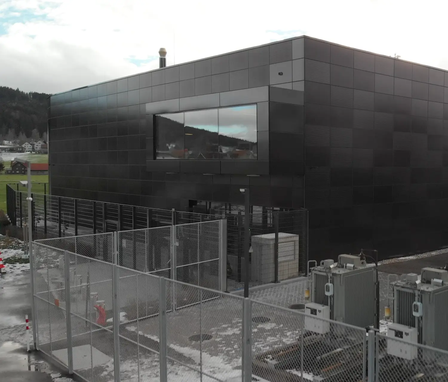 ComAp powers the greenest datacentre in Switzerland