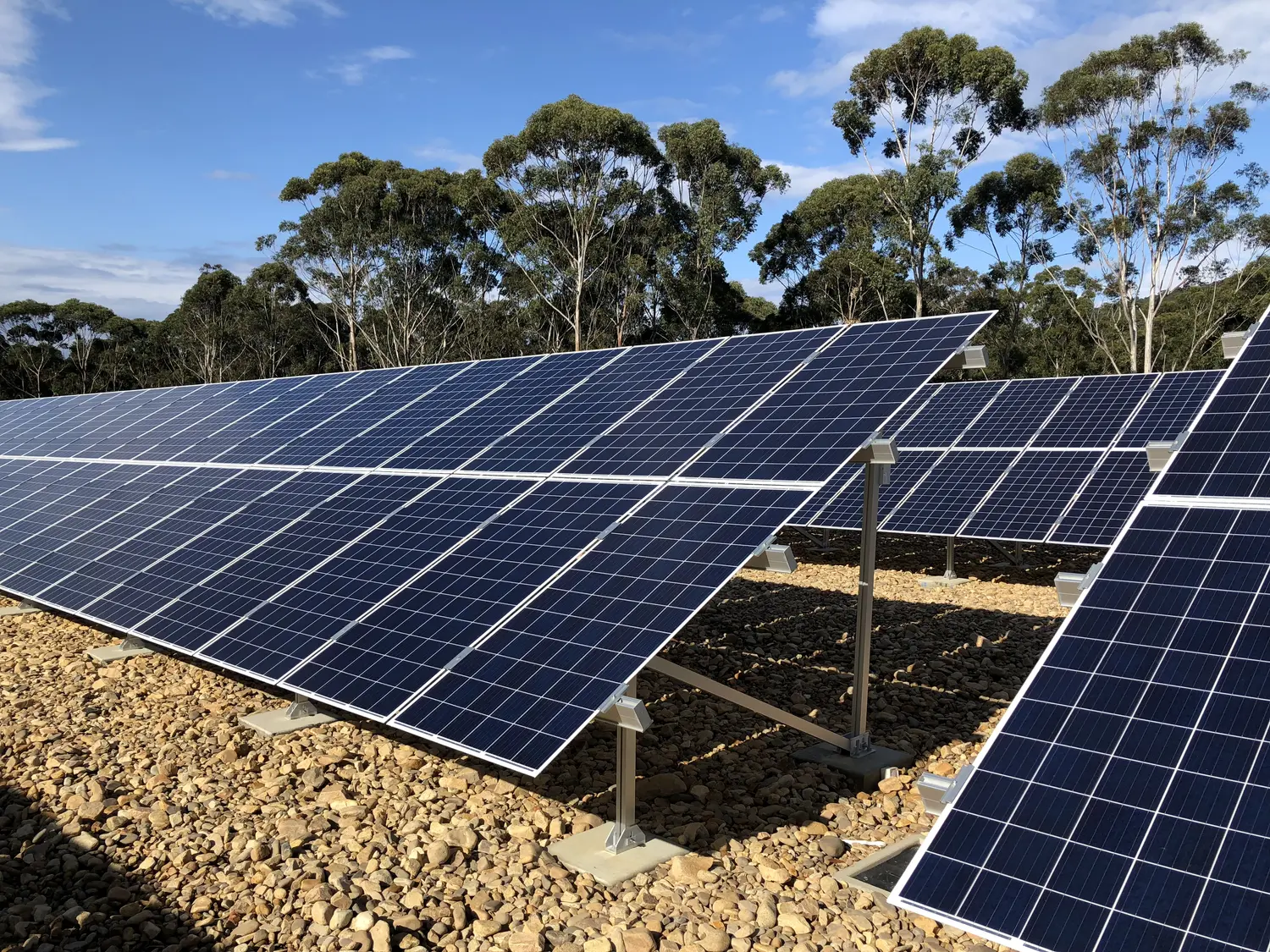 Hybrid energy management system for Willinga park